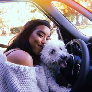 Meet your Posher, Noelle